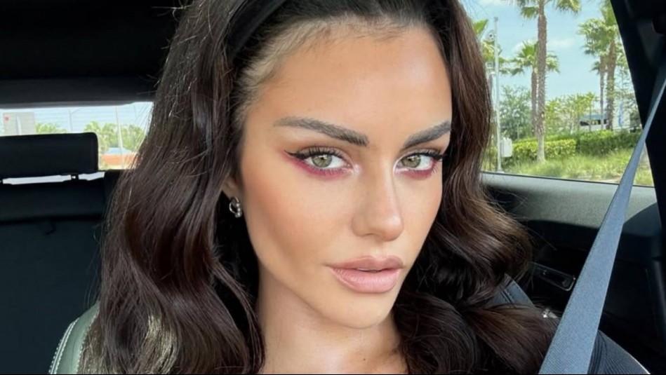 'Siempre como si fuera una pasarela': Con leggins y zapatillas, Emilia Dides desfila en cerro San Cristóbal