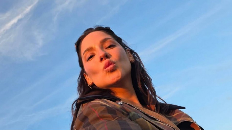 'No es la chaqueta, eres tú': Kel Calderón impacta con un look en tonos tierra durante escapada al campo