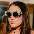 Pame Leiva dio un paseo en lancha en Río de Janeiro y lució un impactante bikini con un estampado especial que rinde honor a Brasil.