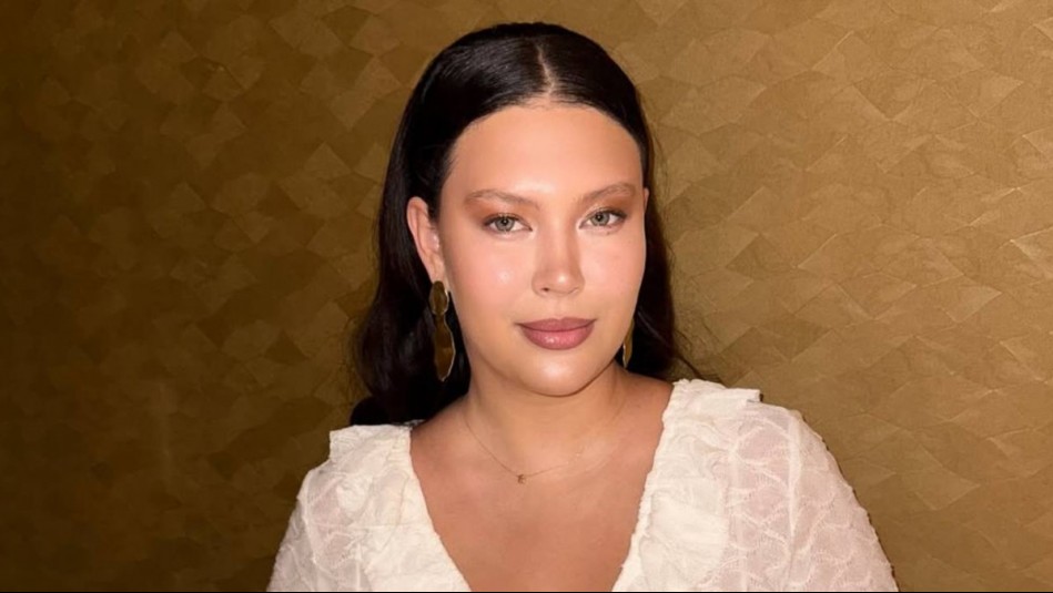 'Un poquito de sol brasileño': Michelle Carvalho deslumbra en las playas de Río con vibrante traje de baño