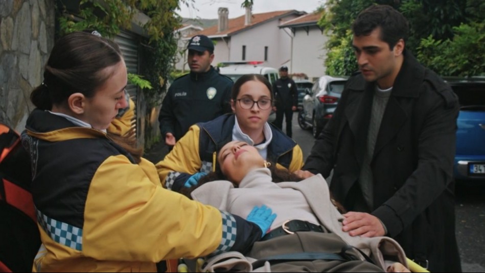 Seyrán y Ferit - Temporada 3 | Capítulo 33 (Parte 2): Diyar es atacada