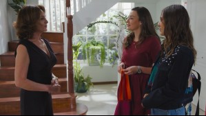 "Las mamás siempre sabemos...": Bernardita intuye que hay algo que Ignacia no le quiere contar sobre Karina