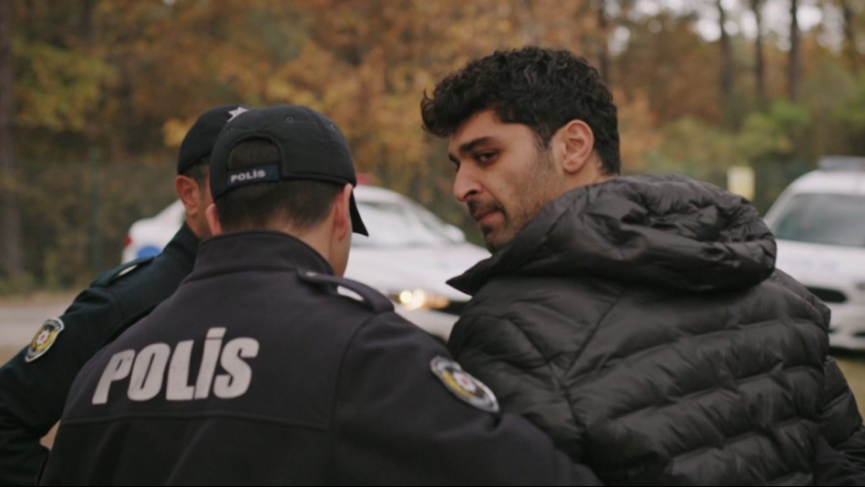 Seyrán y Ferit - Temporada 3 | Capítulo 35 (Parte 2): Sinan y Diyar no pueden contra el amor