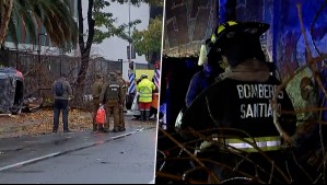 Accidente fatal en el centro de Santiago: Conductor falleció tras impactar contra un árbol y volcar