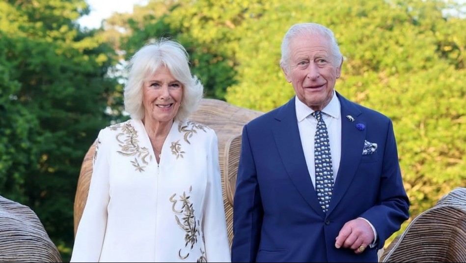 La reina Camila presenta al nuevo miembro de la familia real británica: Su nombre es Moley