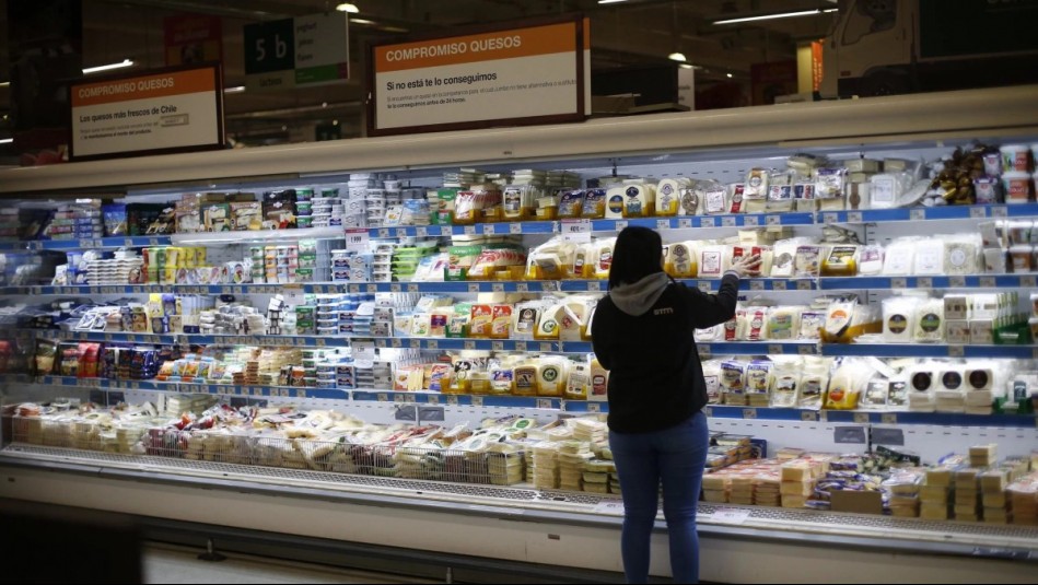 horarios-funcionamiento-comercio-feriado-miercoles-21-de-mayo Feriado del 21 de mayo: ¿Cómo funciona el comercio y los supermercados este miércoles?