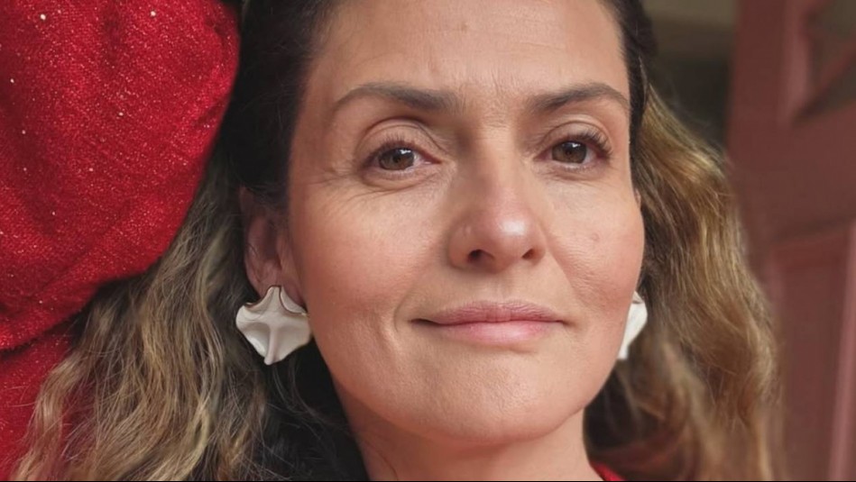 La blusa que ama Connie Achurra: Cautiva con la moda voluminosa y llena de estilo