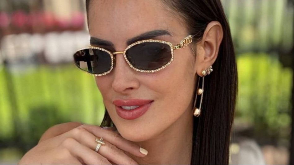 'Hay un frío terrible': Adriana Barrientos comparte su look ejecutivo moderno para trabajar en días helados