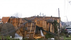 Casas destruidas y vehículos dañados: Las imágenes tras el voraz paso de tornado en Puerto Varas