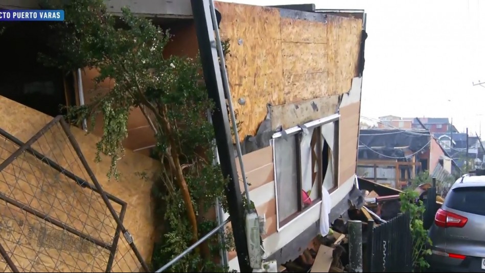 Tornado levantó y arrastró por 15 metros casa en Puerto Varas: Quedó completamente volteada