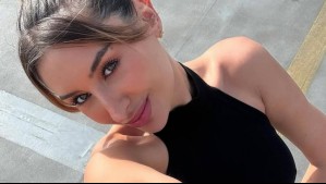 Chaleco de pelo y botas plateadas: Camila Andrade adopta estilo y modernidad para la temporada de frío