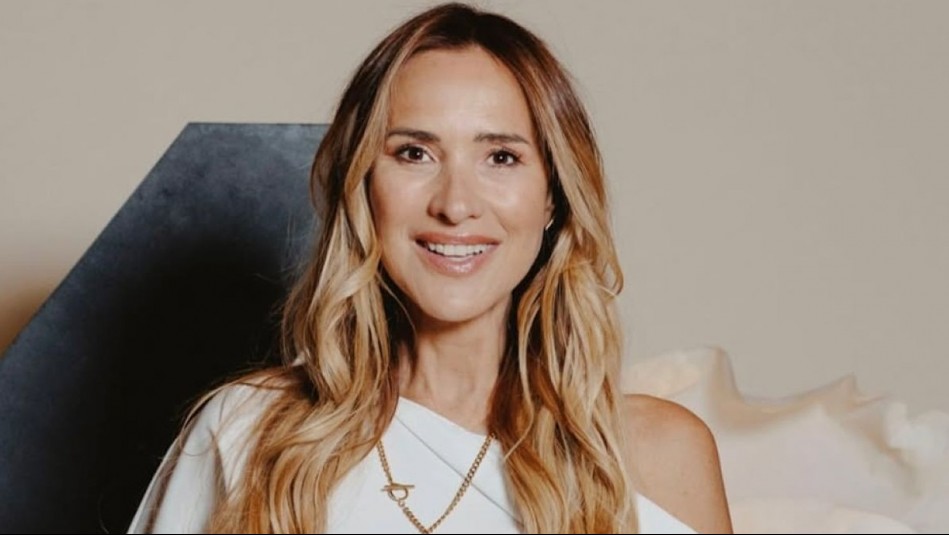 Angélica Castro comparte foto del recuerdo junto a su madre: 'Pensé que eran Meryl Streep y Laura'