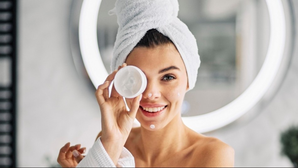 Farmacias Ahumada sorteará cinco gift cards de $100.000 en Live Shopping by Mega: Descubre cómo participar