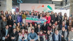 Coca-Cola Chile y más de 100 entidades conmemoraron el Día Nacional de la Reutilización