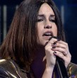 Emilia Dides sorprende y emociona con el recuerdo de su tributo a Laura Pausini en la retransmisión de The Covers por Mega 2