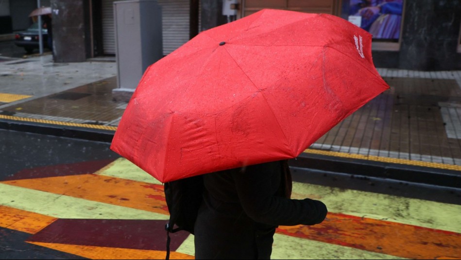 Sistema frontal en Santiago: ¿A qué hora será la lluvia más intensa en la capital?