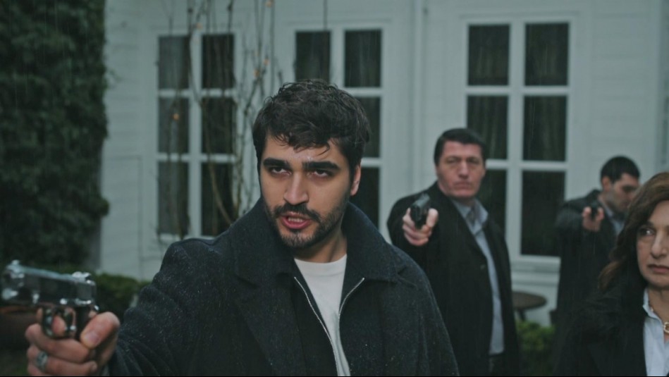 Seyrán y Ferit - Temporada 3 | Capítulo 54 (Parte 3): El secuestro de Ifakat desata una guerra