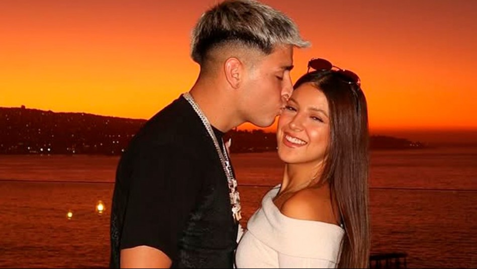 Reveló inédita foto: Este fue el especial saludo de Ignacia Antonia a Ak4:20 por su primer Día del Papá