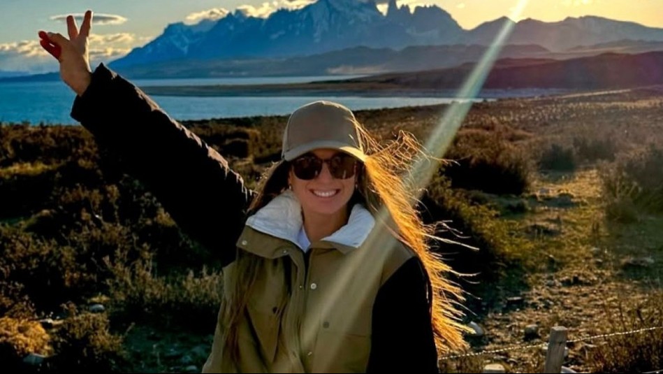 Tita Ureta se suma a la tendencia de los abrigos teddy coat: El look más chic para la montaña