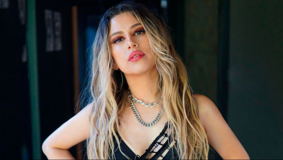 La aplaudida foto de Karla Melo camino en su visita al médico: 'Sin filtro, sin miedo'