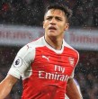 Alexis Sánchez habría iniciado un romance con una modelo rusa y habría visitado distintos lugares de Chile en los últimos días.