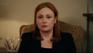 Ferit y los Korhan le cuentan a Abidin lo que ha hecho su madre en contra de ellos