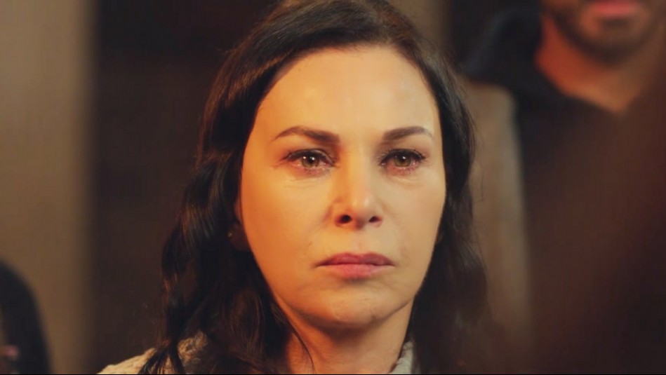 Avance extendido de Corazón Herido: Azade deberá convivir con Feraye en la mansión