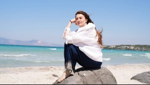 'Parece una broma, pero es verdad': Burcu Özberk reaccionó tras críticas sobre su apariencia en redes sociales