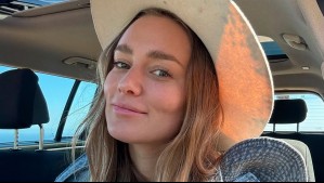 "Pasa todos los días": Kika Silva expuso los graciosos celos de su mascota cuando Gonzalo Valenzuela la besa