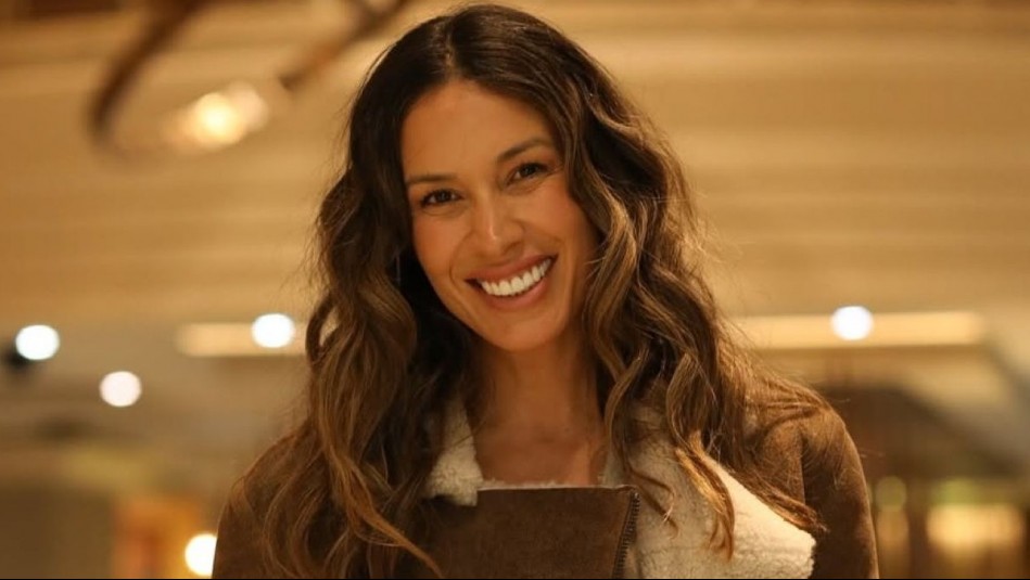 '¿Usan blanco en invierno?': Este es el enterito 'comodín' que lució Vanesa Borghi en el bautizo de su hijo