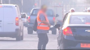 Multas y hasta penas de cárcel: Proyecto busca erradicar a estacionadores ilegales