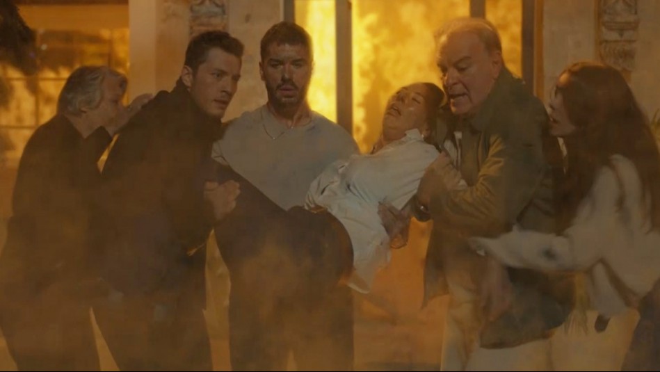 Corazón Negro - Capítulo 5: Nuh arriesga su vida para rescatar a Sumru de las llamas