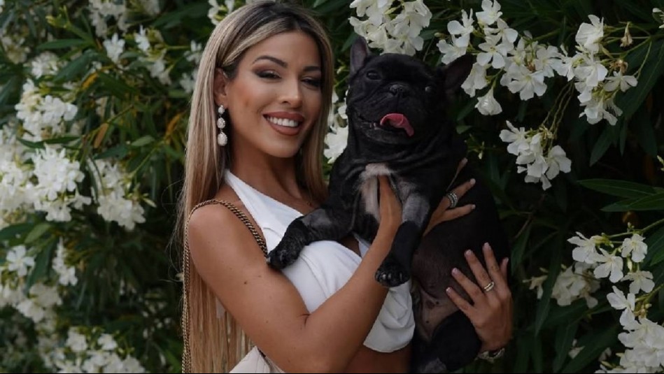 Con esta emotiva foto Oriana Marzoli confiesa cuánto extraña a su perrito fallecido: 'El amor de mi vida'