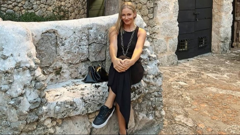 La inspiración safari de Marcela Vacarezza en Sudáfrica: La clave está en su chaqueta de cuero con botas