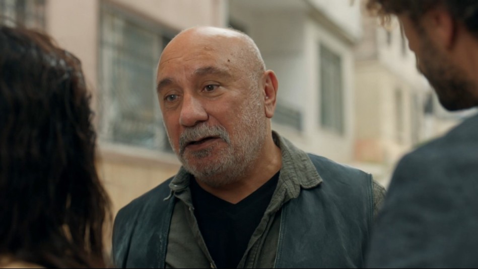 Leyla - Capítulo 7 (Parte 1): Neco quiere vender información