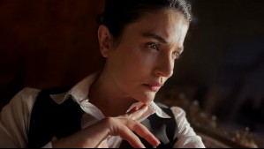 Con look andrógino y completamente calva: Villana de Leyla impacta con atrevida sesión de fotos