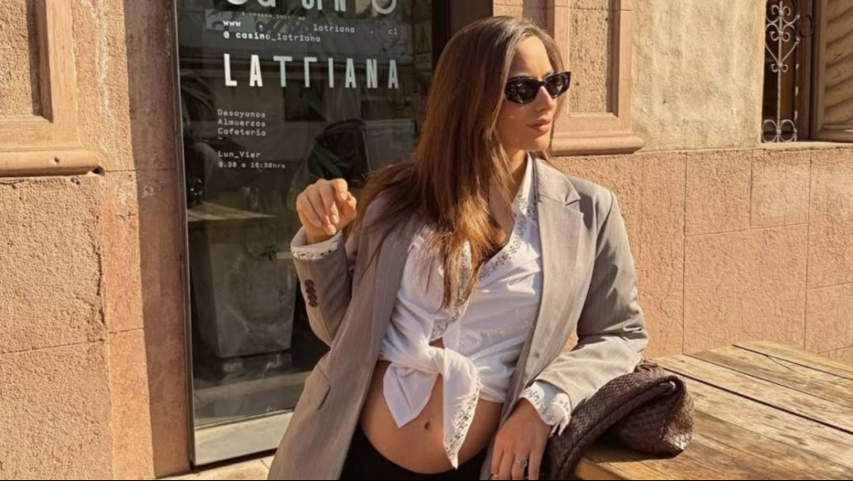 El abrigo de peluche más suave y elegante lo lleva Melina Noto: La prenda imprescindible de la temporada