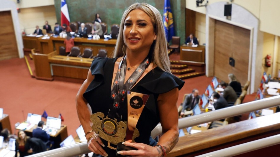 'Para que Chile siga arriba': Nicole Moreno es homenajeada en el Congreso por sus logros deportivos