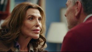 Aguas de Oro - Capítulo 5: Karla enfrenta a Carlos con un documento sobre sus tierras