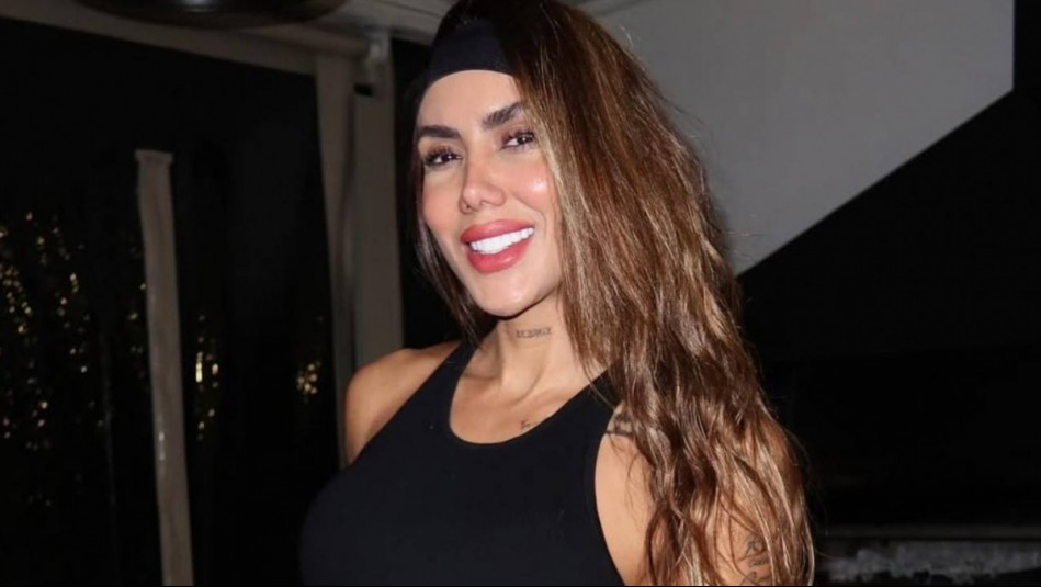 '¿Qué foto te gusta más?': Sonia Isaza lleva 'labios rojos, cuero y encaje' y esto respondió Arturo Vidal