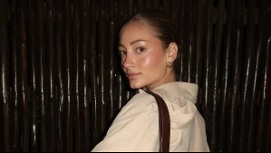 Florencia Araneda selecciona un look chic y funcional para conocer cebras y jirafas en África