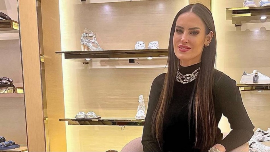 'La vida sigue': Adriana Barrientos le da un toque de lujo a su look de playa con la tendencia 'glam bikini'