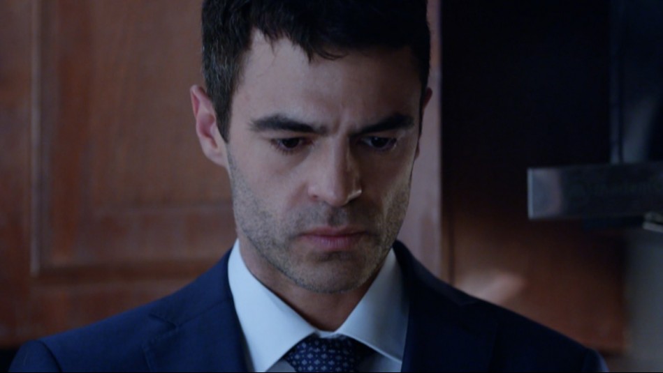 ¿Escapará? Juan Pablo se dio cuenta que algo ocurría en el matrimonio de Samuel y Luciana en Los Casablanca