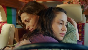 Se apoyó en Ayelén: Karla se quiebra tras exigencia de Carlos en Aguas de Oro