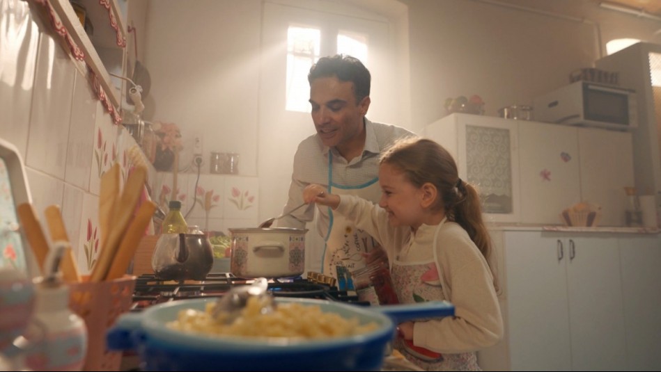 Leyla - Capítulo 17 (Parte 2): De vuelta en la casa de Leyla y Hilmi