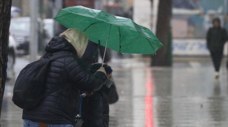 "En sectores poco habituales": Aviso por lluvias y probables nevadas en diez regiones del país