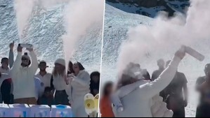Indignación por revelación de género en Embalse El Yeso: Lanzaron spray rosado sobre nieve