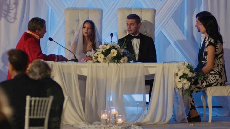 Corazón Negro - Capítulo 23: Sevilay y Cihan contraen matrimonio