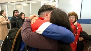 'Logré abrazar a mi bebé': El emocionante reencuentro de madre con hijo hincha de la U