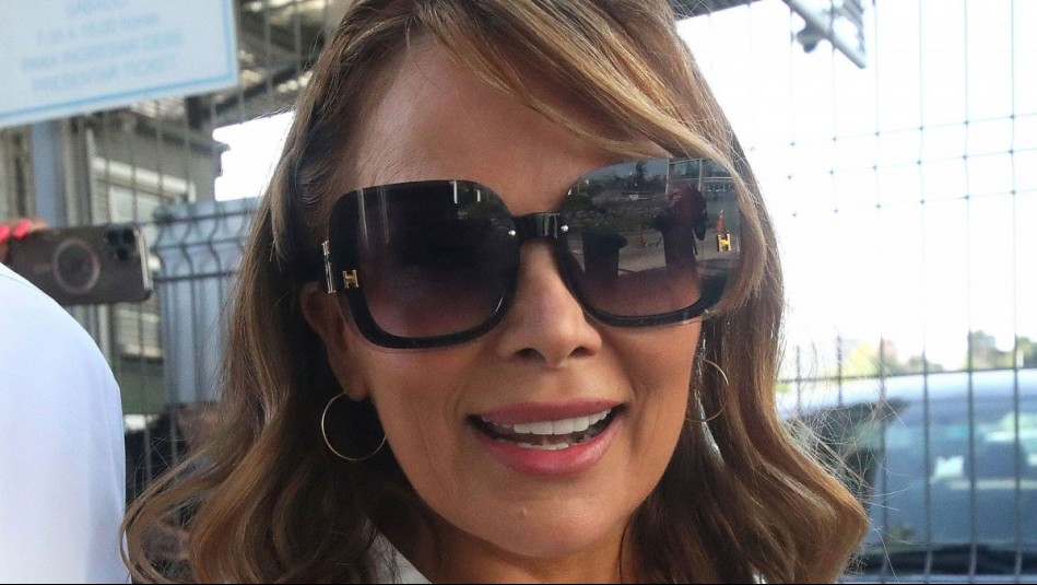 Cathy Barriga volvió a redes sociales haciendo publicidad a viral barra de chocolate